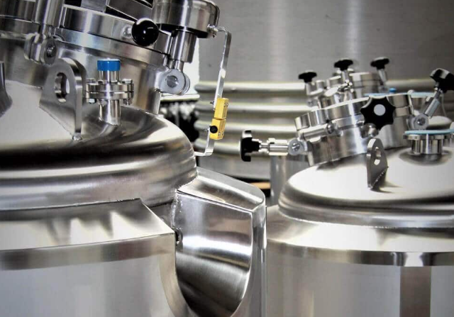 Stainless steel pharmaceutical tanks